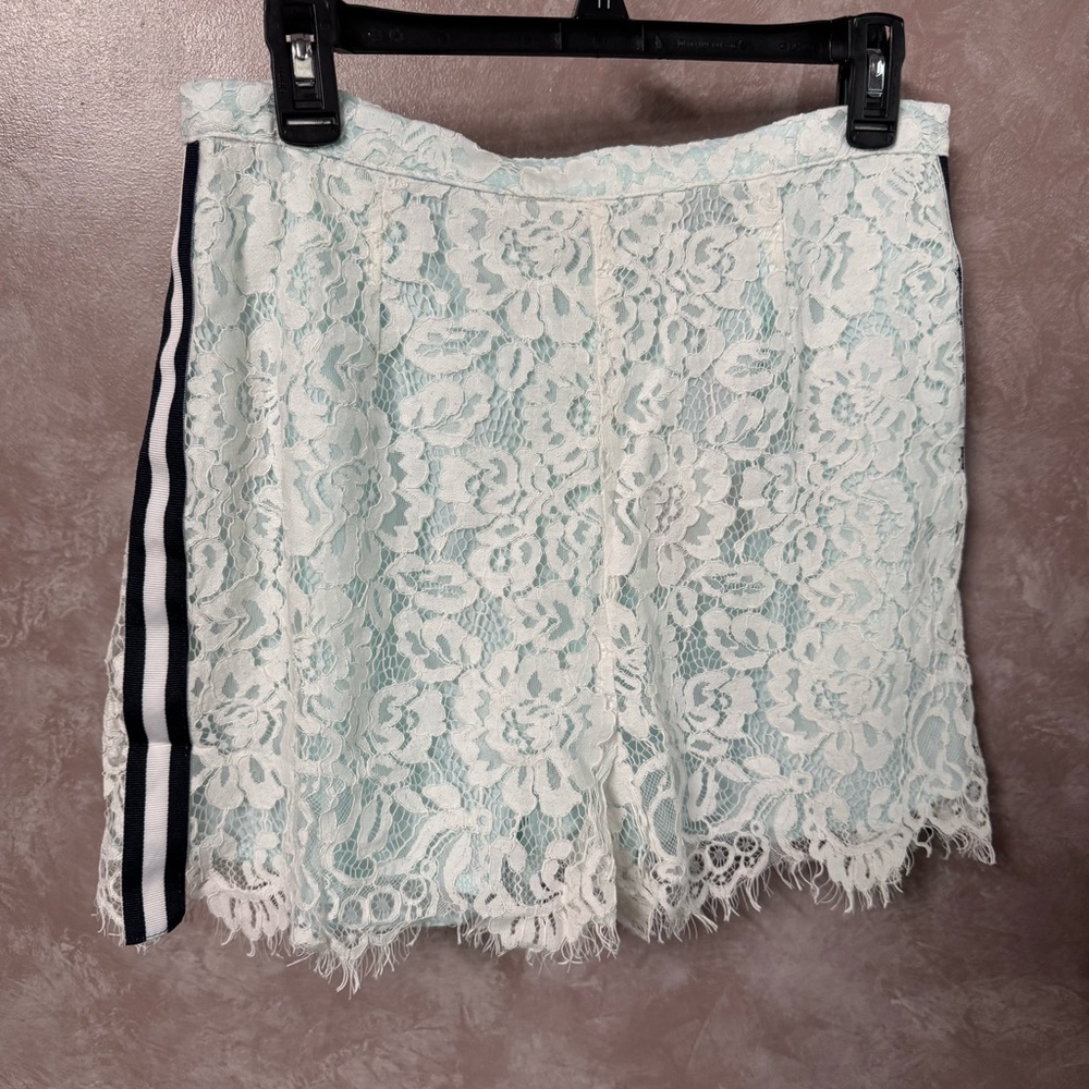Hayden Lace Women's Shorts Large NWT